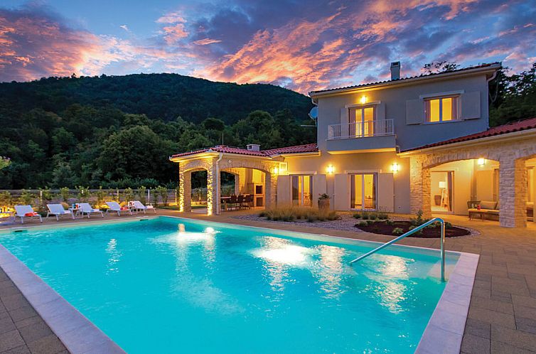 Vrijstaande woning in Veprinac