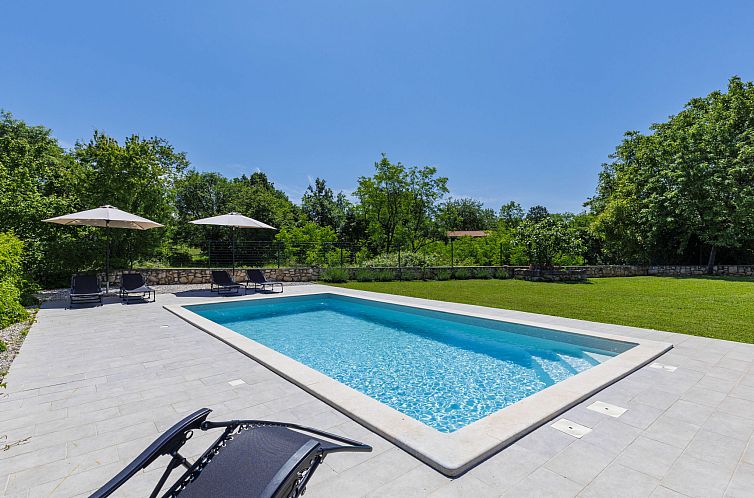 Vakantiehuis Old stone villa