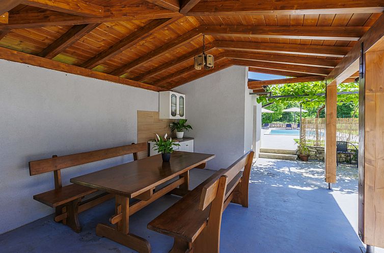 Vakantiehuis Old stone villa