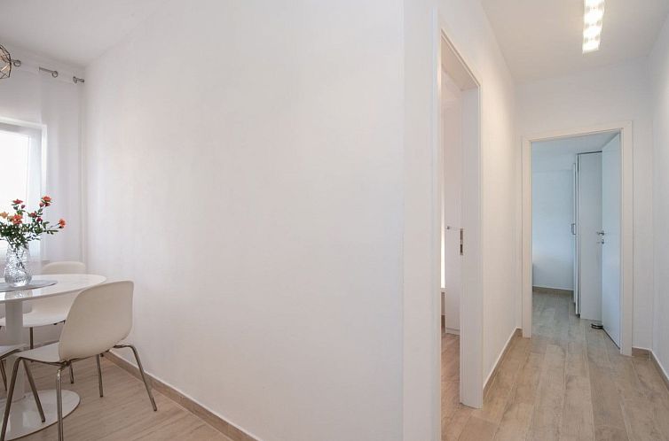 Appartement Apartment mit großer Terrasse