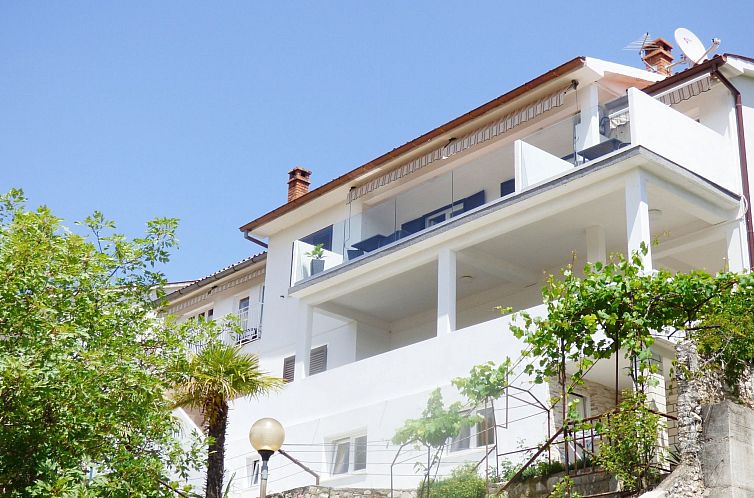 Appartement Apartment mit großer Terrasse