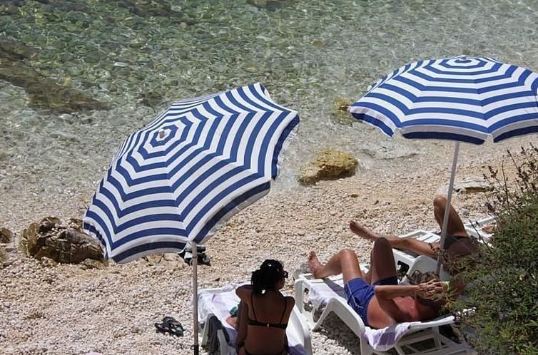 Appartement Apartment mit großer Terrasse