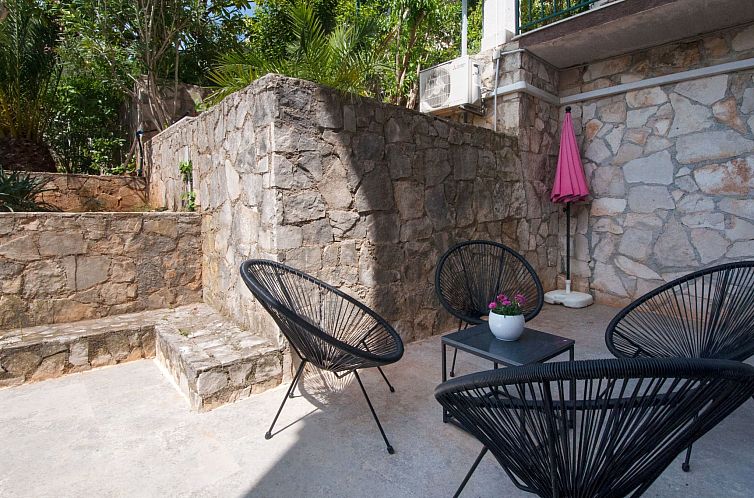 Appartement Wohnung "Olia Orange" mit Terrasse