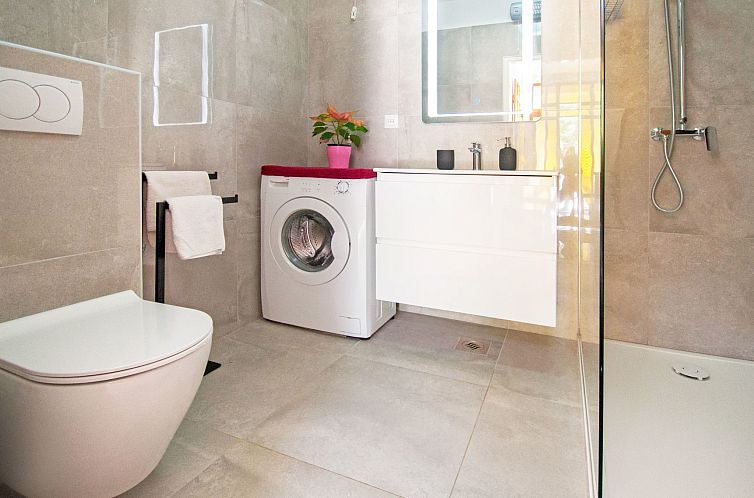 Appartement Wohnung "Olia Orange" mit Terrasse