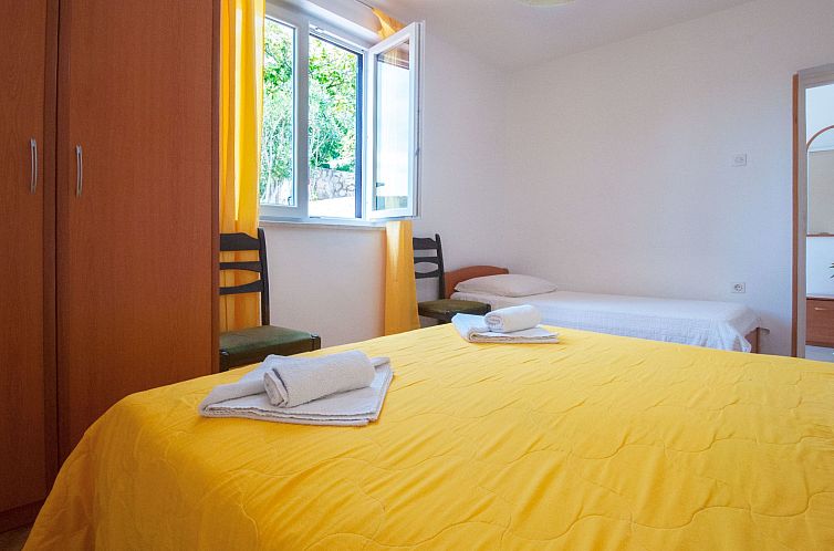 Appartement Wohnung "Olia Orange" mit Terrasse