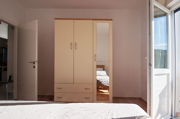 Appartement Drei-Zimmer-Wohnung Rita, in der Nähe des Stran