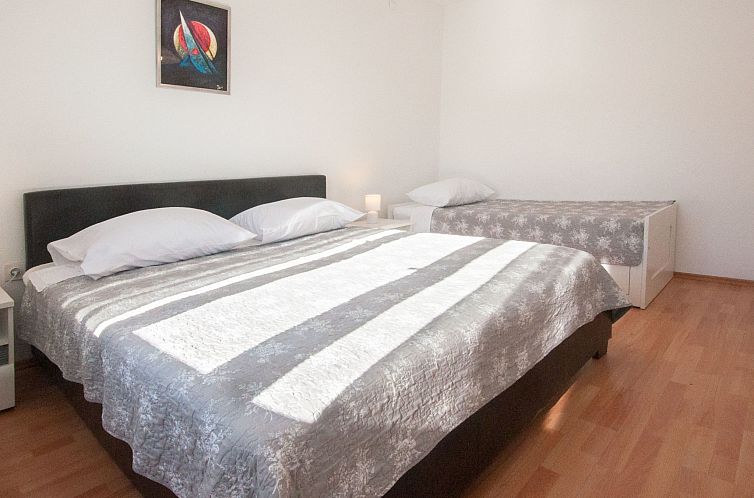 Appartement Drei-Zimmer-Wohnung Rita, in der Nähe des Stran