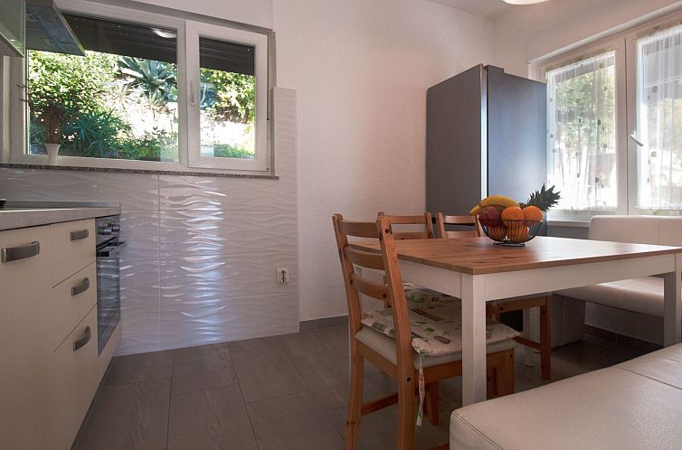 Appartement Drei-Zimmer-Wohnung Rita, in der Nähe des Stran