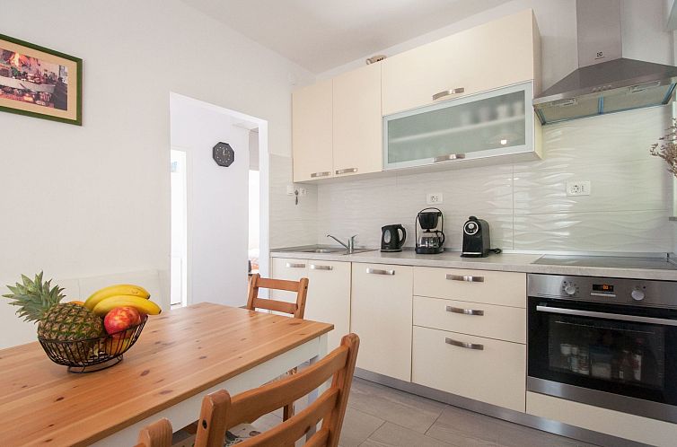 Appartement Drei-Zimmer-Wohnung Rita, in der Nähe des Stran