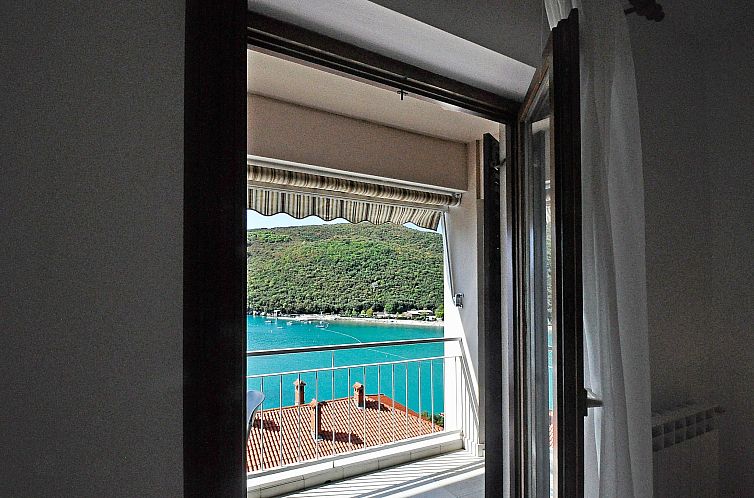 Appartement Drei-Zimmer-Wohnung in der Nähe des Meeres