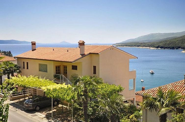 Appartement Drei-Zimmer-Wohnung in der Nähe des Meeres