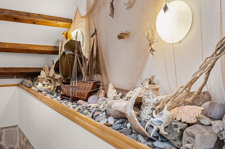 Vakantiehuis Gemütliches Ferienhaus in Ružići mit Offenem