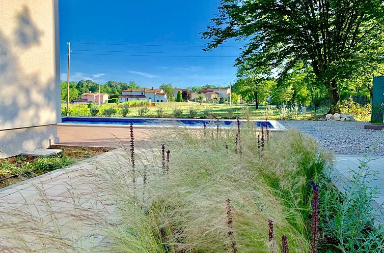 Vakantiehuis Charmante Villa mit gepflegtem Garten und behei