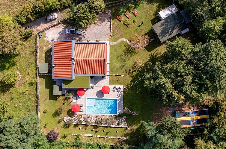 Unterkunft 1014612 - Ferienhaus Istrien - Vakantiehuis Red House Kraj Drage - Grüne Oase der Ruhe