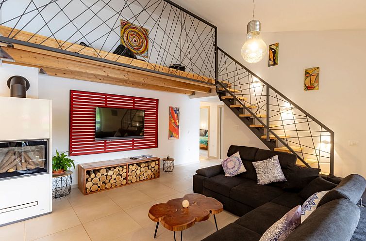 Vakantiehuis Red House Kraj Drage - Grüne Oase der Ruhe