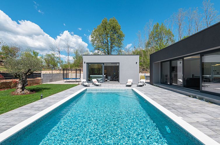 Vakantiehuis Villa Green Luxury & SPA II