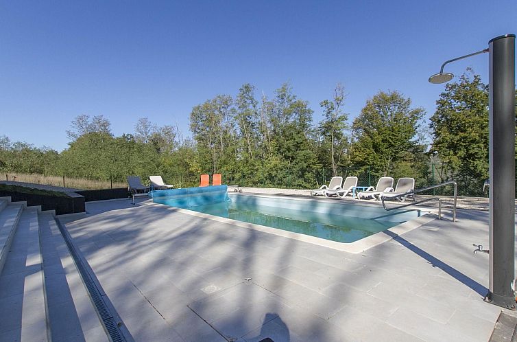 Vakantiehuis Villa mit Pool