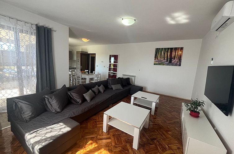 Appartement Wohnung "Wohnung Sterna mit Pool"