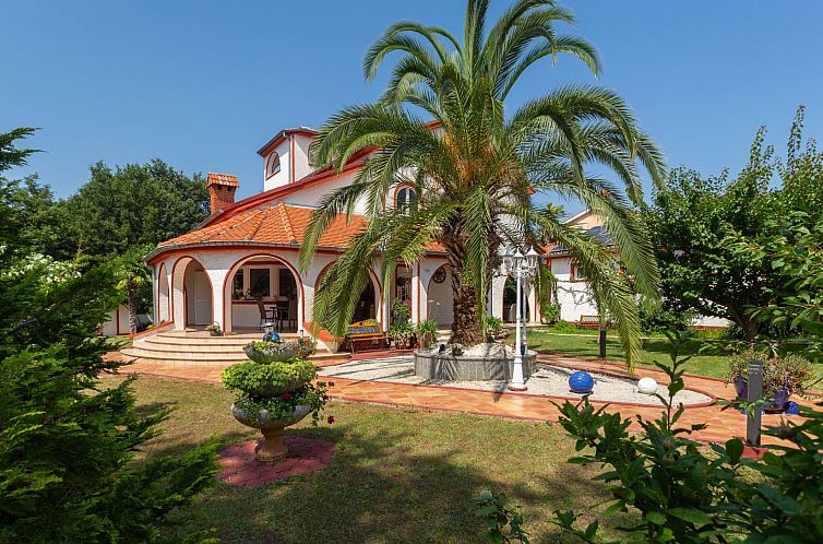 Unterkunft 10163108 - Ferienhaus Istrien - Vakantiehuis Charmante Familienvilla, in der Hunde willkomme