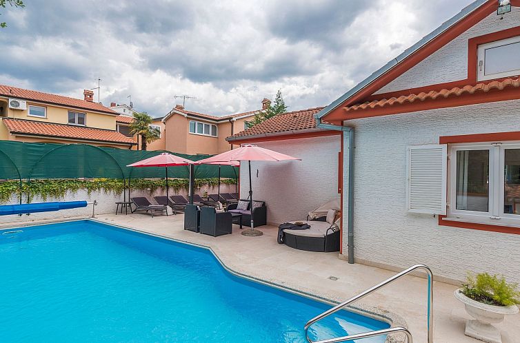 Vakantiehuis Charmante Familienvilla, in der Hunde willkomme