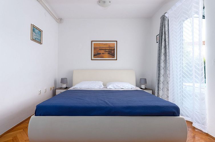 Vakantiehuis mit Pool, großer Garten