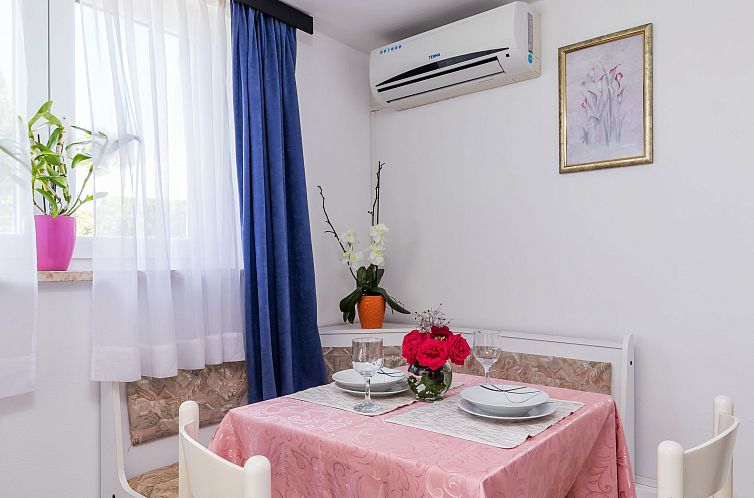 Appartement Koštro
