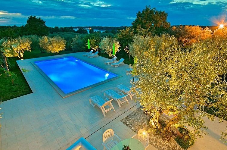 Appartement Residence Livija 2