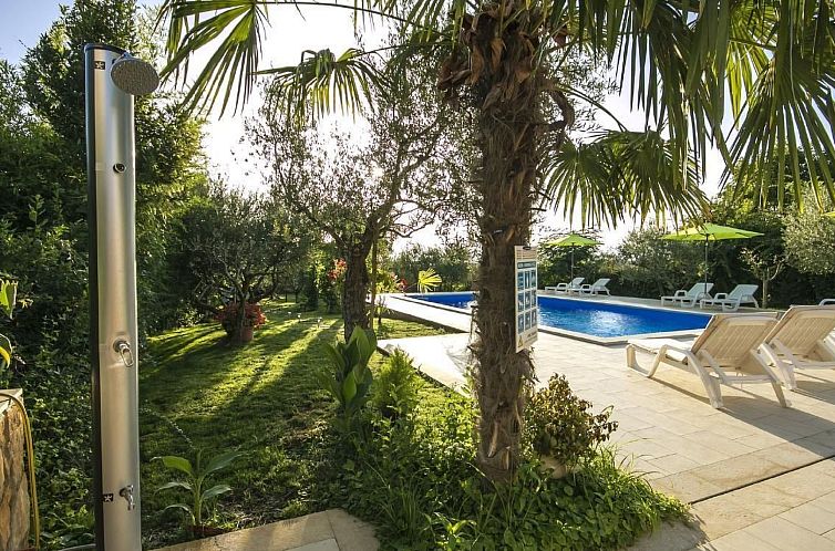 Appartement Residence Livija 2