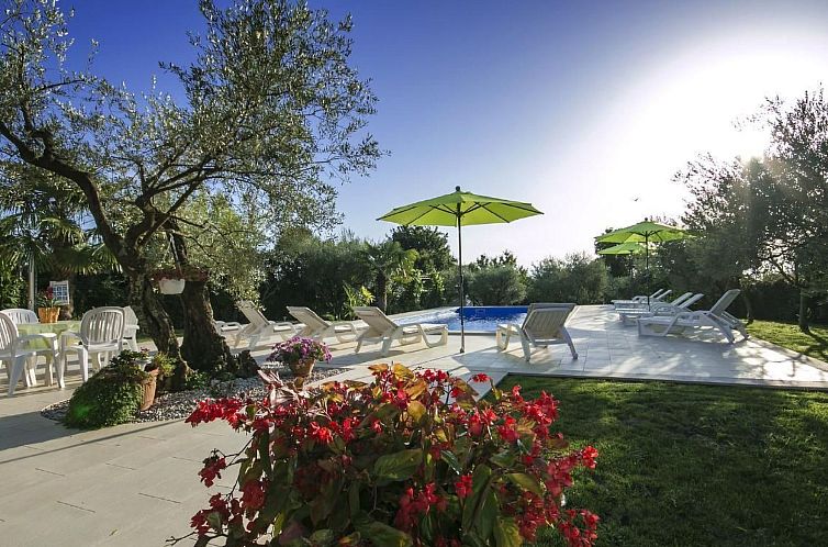 Appartement Residence Livija 3