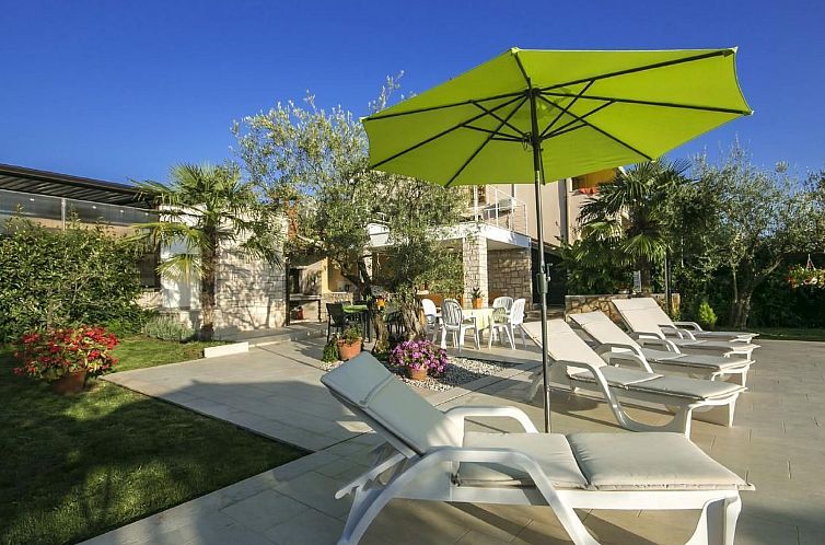 Appartement Residence Livija 3