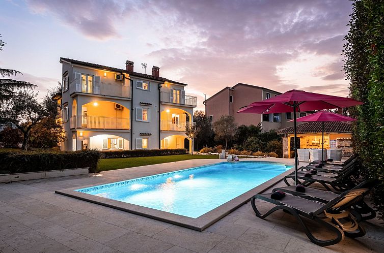 Unterkunft 1016395 - Ferienhaus Istrien - Vakantiehuis Villa Sunset Garden