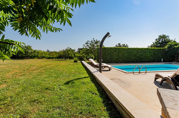 Vakantiehuis Poli Murvu