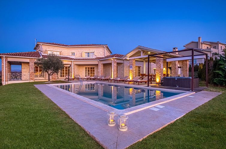 Vakantiehuis Villa "Star" mit Whirlpool