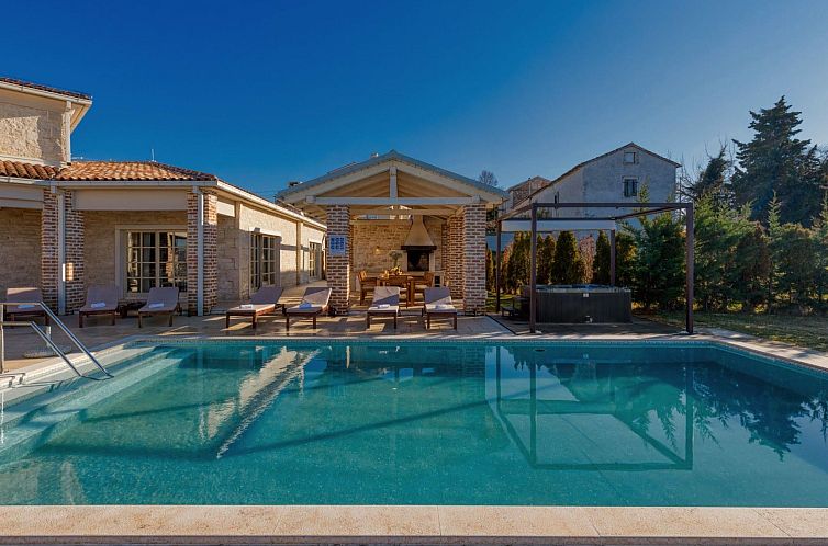 Vakantiehuis Villa "Star" mit Whirlpool