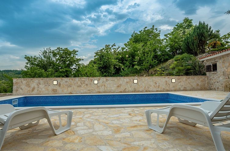 Vakantiehuis Wunderschön eingerichtete Villa mit Pool und G