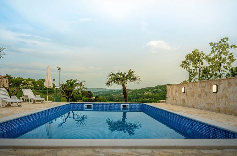 Vakantiehuis Wunderschön eingerichtete Villa mit Pool und G