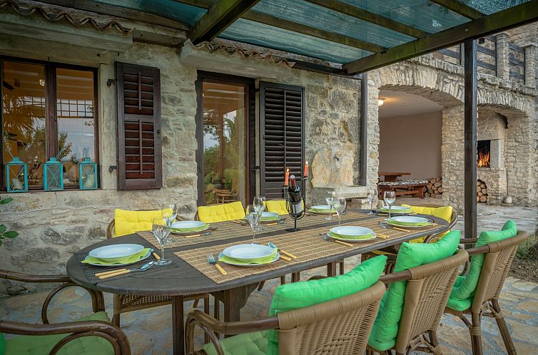 Vakantiehuis Wunderschön eingerichtete Villa mit Pool und G