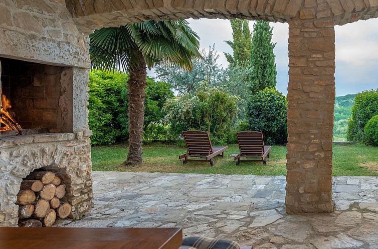 Vakantiehuis Wunderschön eingerichtete Villa mit Pool und G