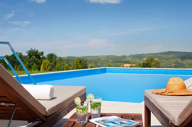 Vakantiehuis mit Privatpool für 10 Personen ca. 400 m&sup2;