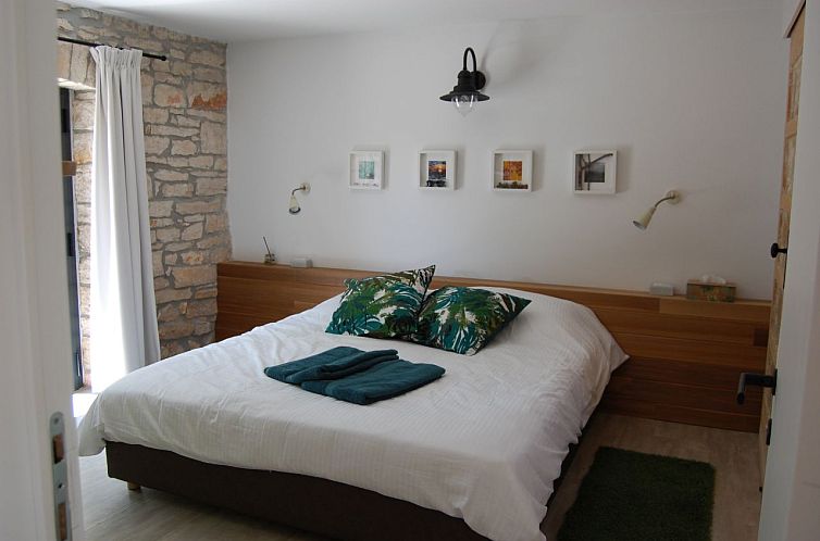 Vrijstaande woning in Baderna