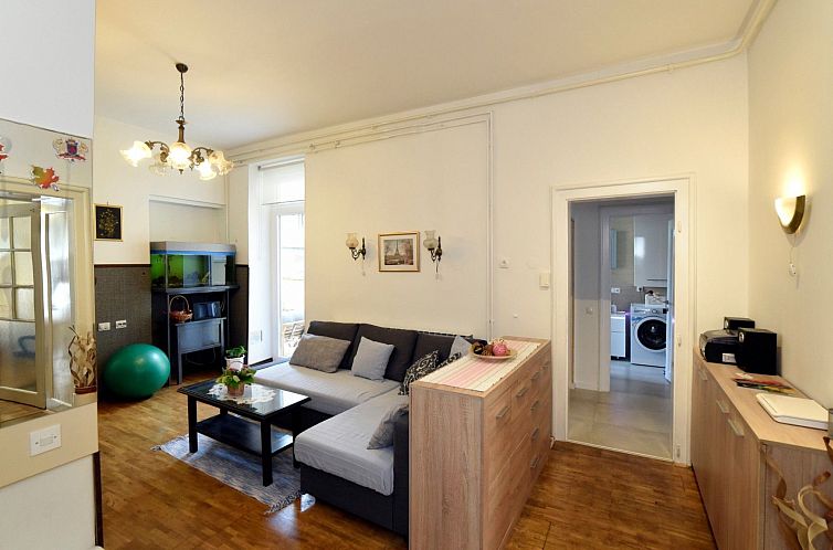 Appartement Wohnung in Zagreb mit großer Terrasse, neben de