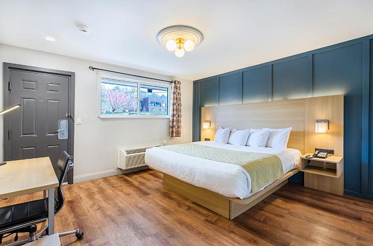 Ardsley Acres Hotel Court
