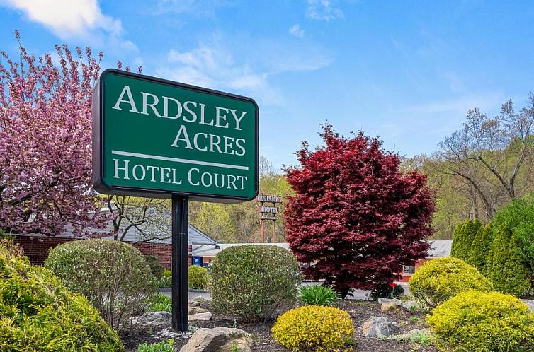 Ardsley Acres Hotel Court