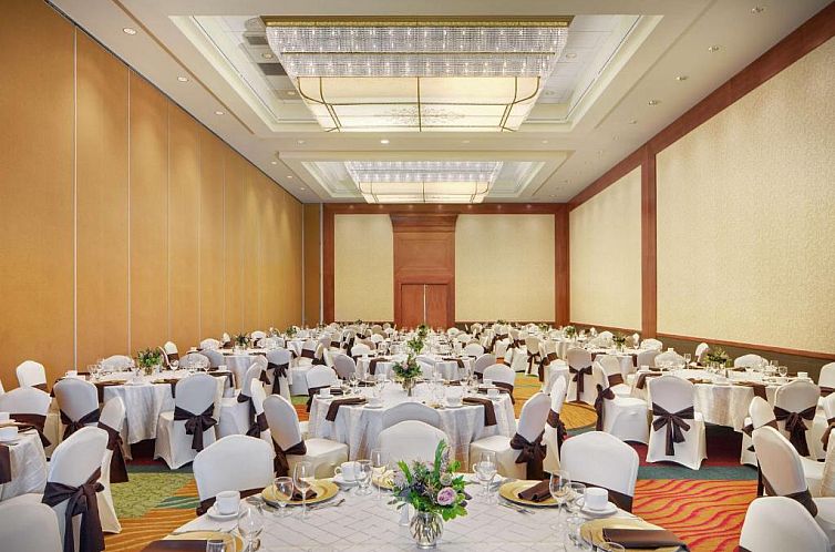 Hilton Seattle Airport & Conference Center