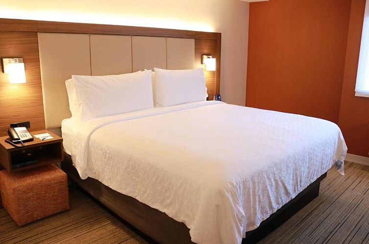 Holiday Inn Express Seattle - Sea-Tac Airport, an IHG Hotel