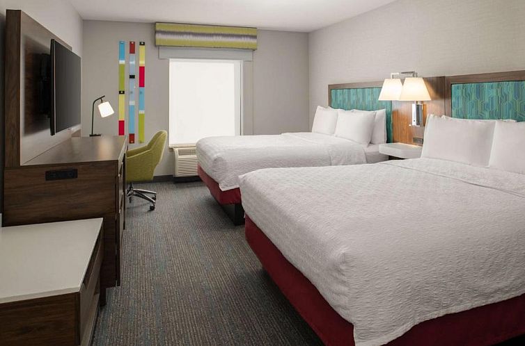 Hampton Inn and Suites Seattle - Airport / 28th Avenue
