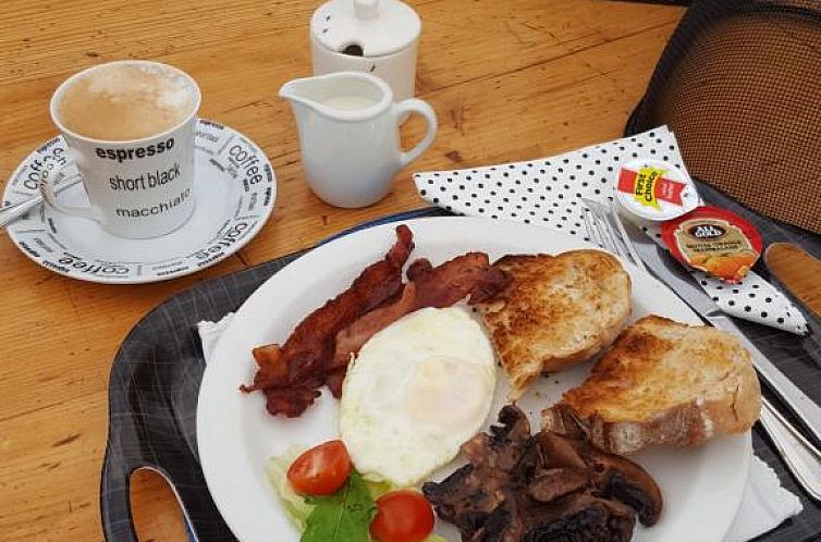 Apartment 7 On Oakleigh