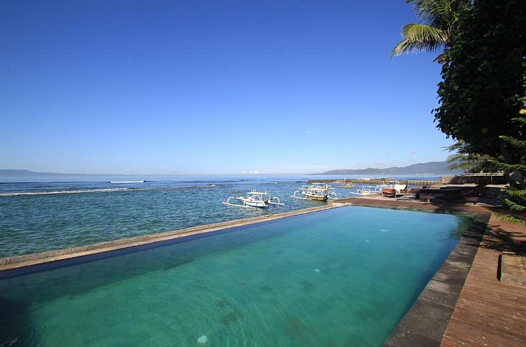 D'Tunjung Resort & Spa