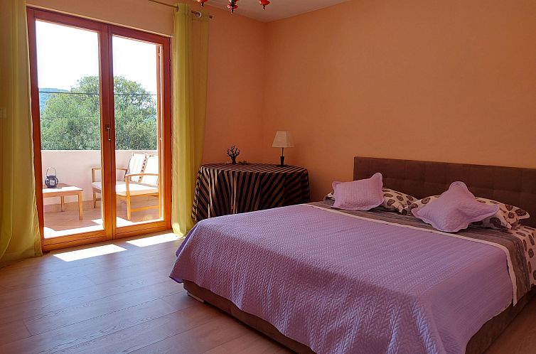 Vakantiehuis "Charmy Luna" mit Pool