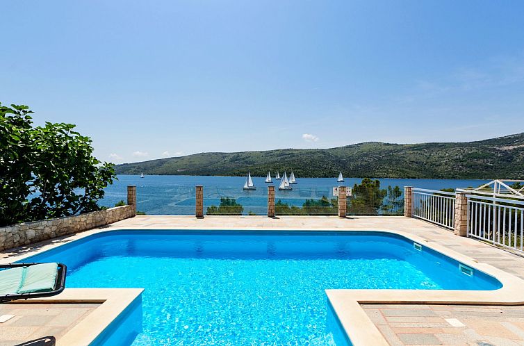 Vakantiehuis Seaside Villa Lara mit beheiztem Swimmingpool